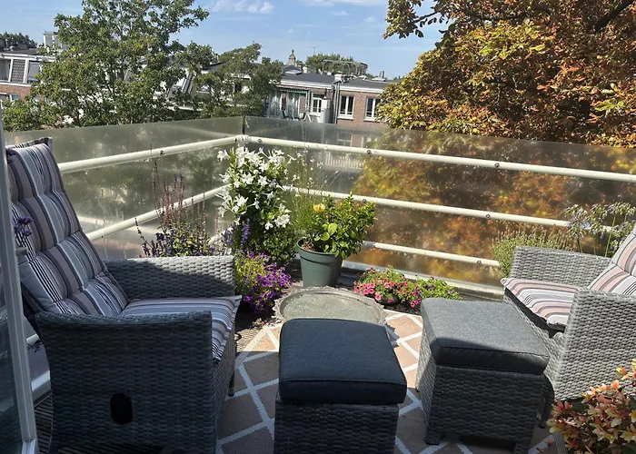 The Elegant * Amszterdam