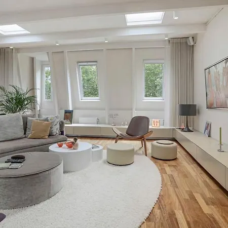 The Elegant * Amsterdam